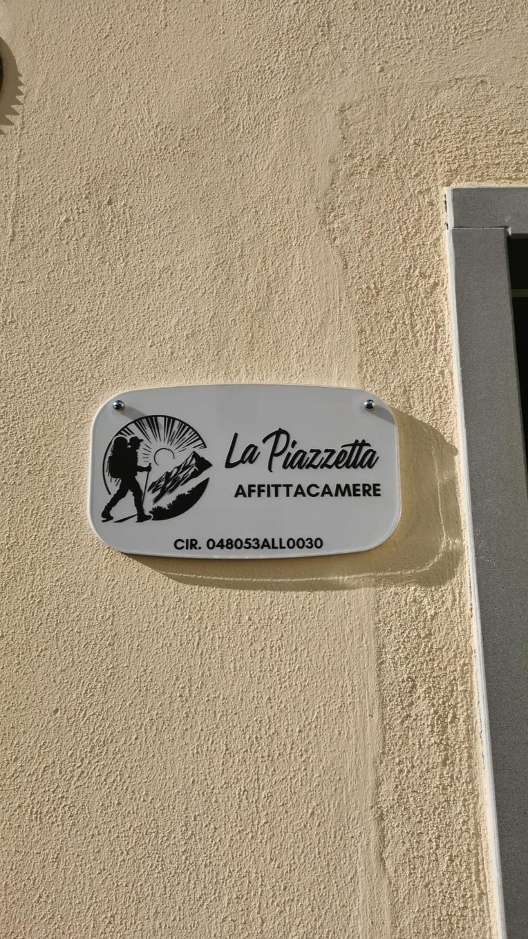 La Piazzetta - Affittacamere San Piero a Sieve Exteriör bild